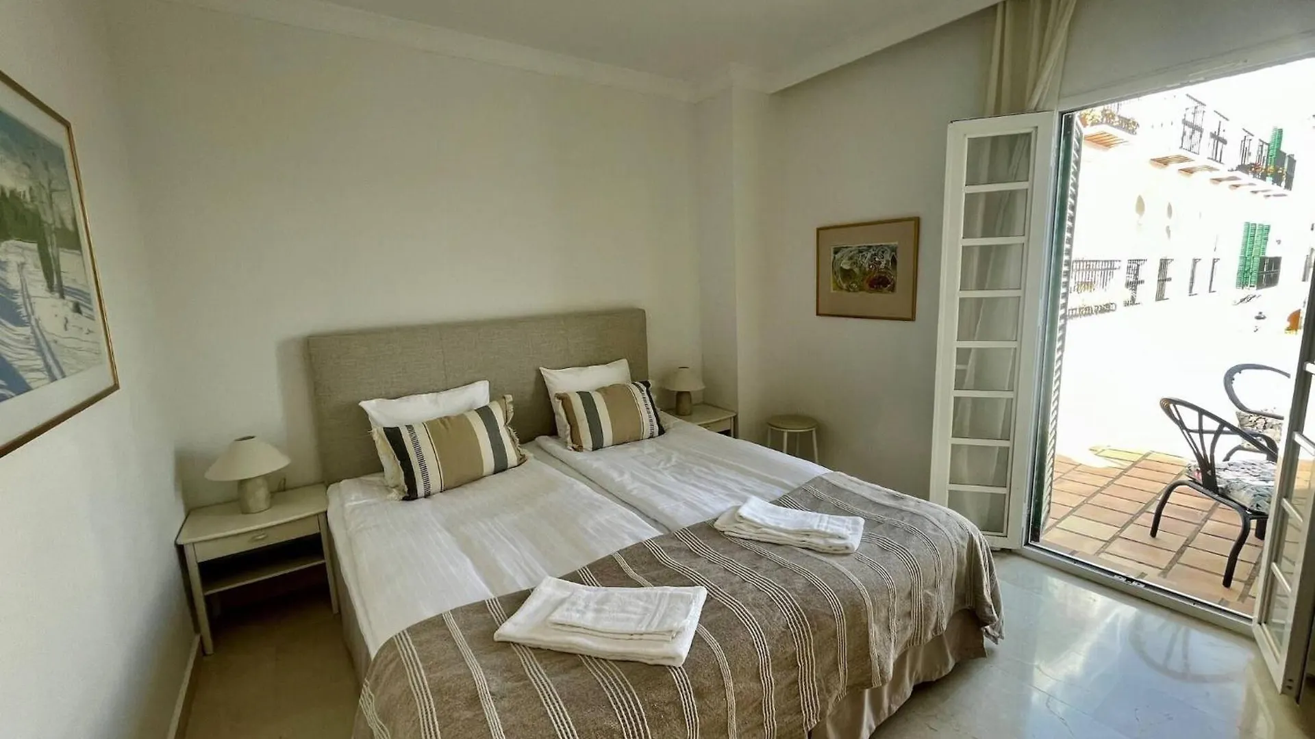 Casa vacanze Villa Luxury Townhouse Sea Views 10 Min From Puerto Banus Marbella