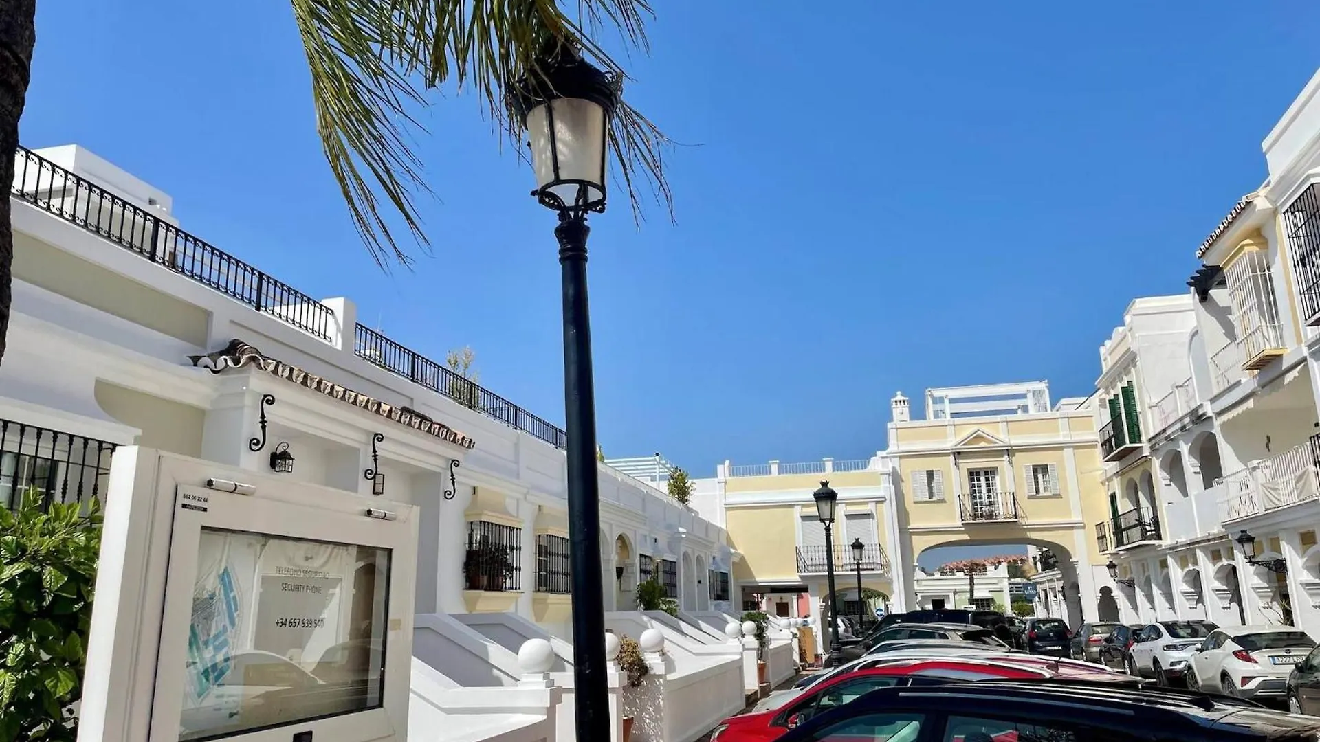בית נופש הוילה מארבלה Luxury Townhouse Sea Views 10 Min From Puerto Bans ספרד